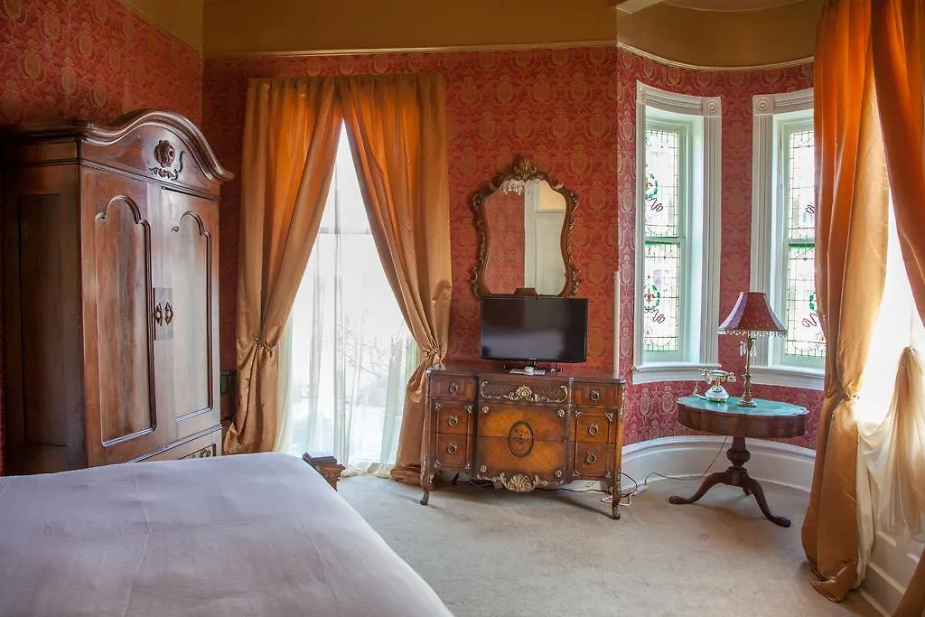 CORNSTALK HOTEL NEW ORLEANS | BOOK NOW & SAVE ON YOUR STAY IN NEW ORLEANS